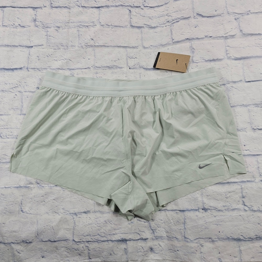 Nike Swift Running Shorts WOMENS XXL Sage Green Dri-FIT Athletic HQ0638-034 M